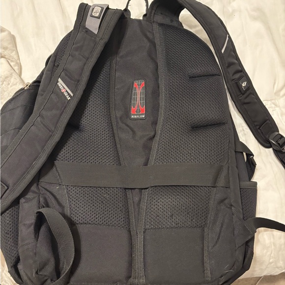 Swissgear  CoreTech Pro ScanSmart Laptop Backpack - Picture 1 of 2